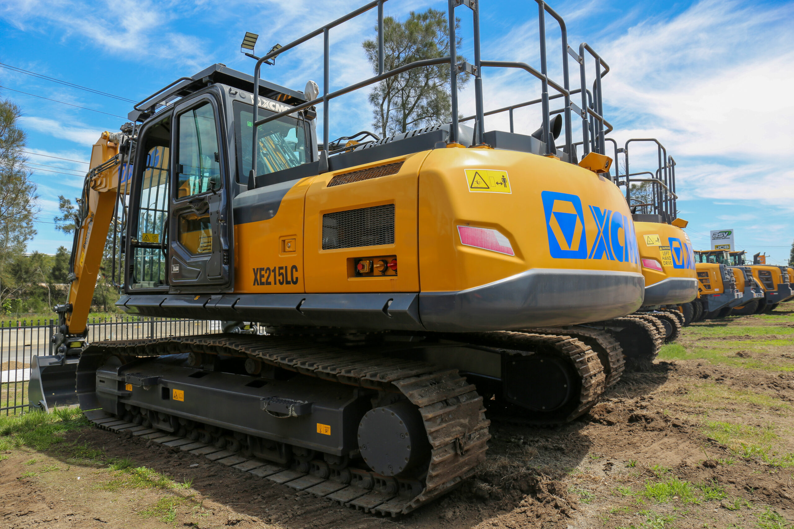 Ex-Demo XCMG XE215LC Excavator + Rock Breaker