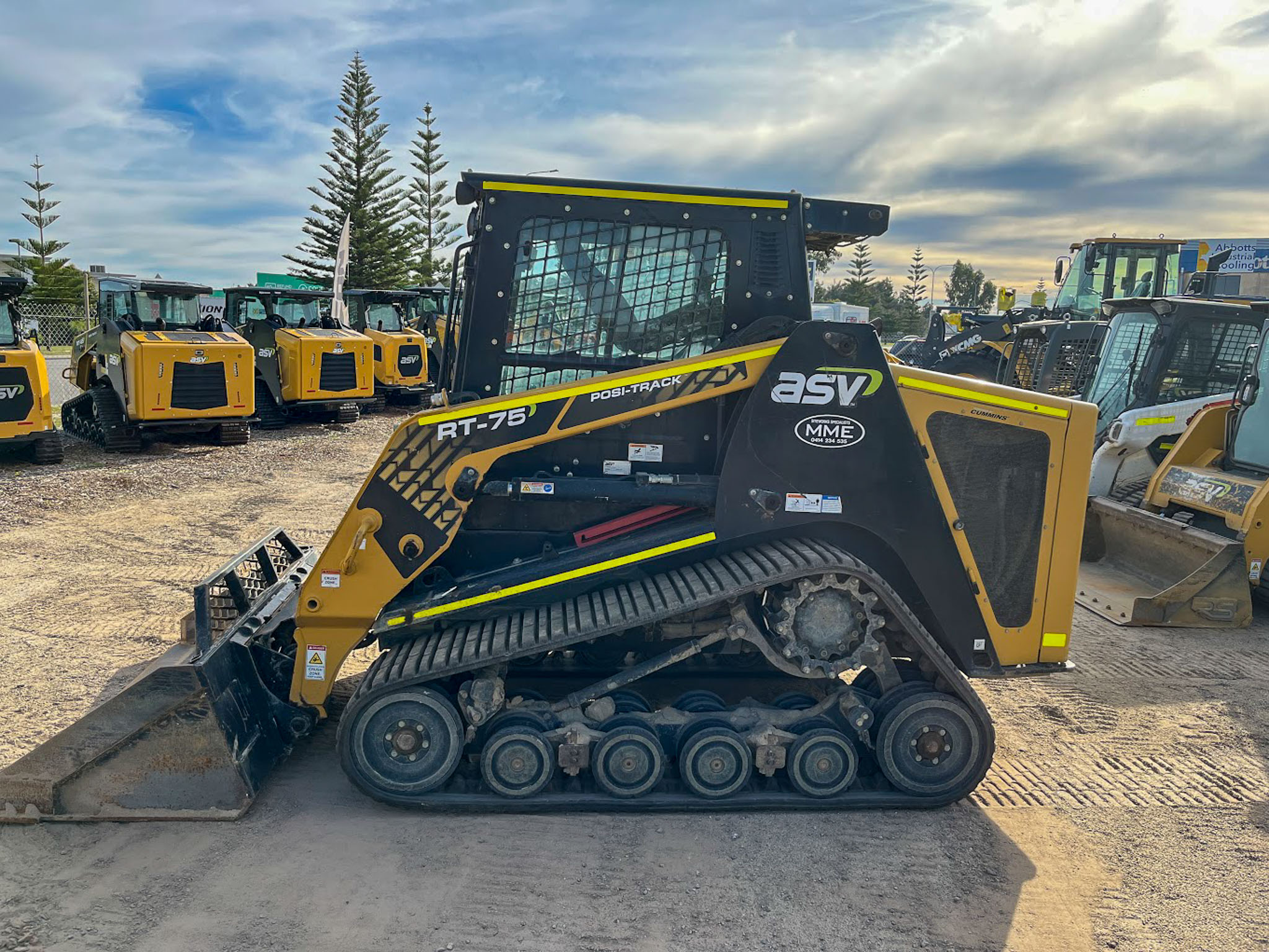 2019 ASV RT-75 Posi-Track Loader image 10
