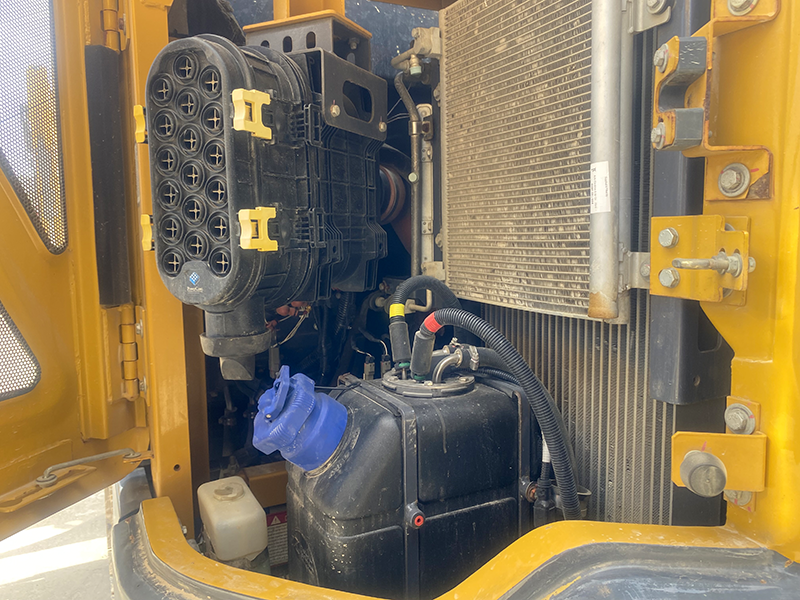 2022 Ex-Demo XCMG XE155ECR Excavator image 9