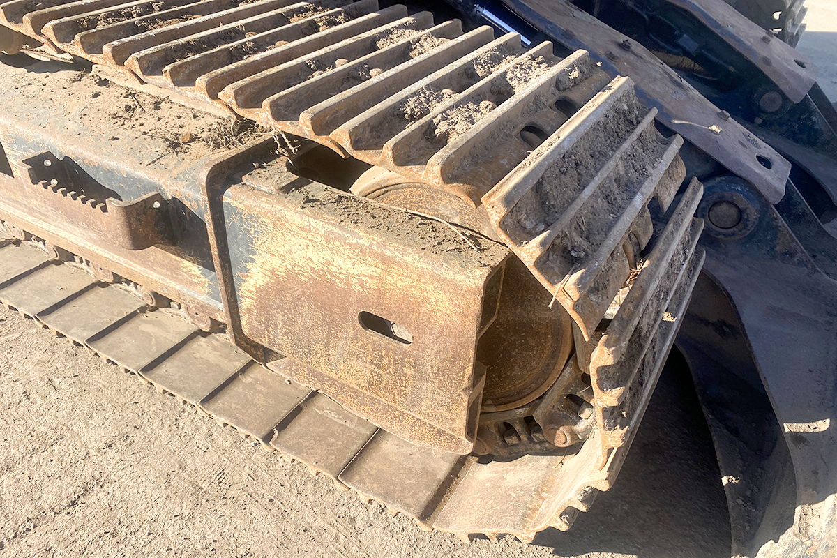2018 JCB JZ140LCD Tracked Excavator image 9