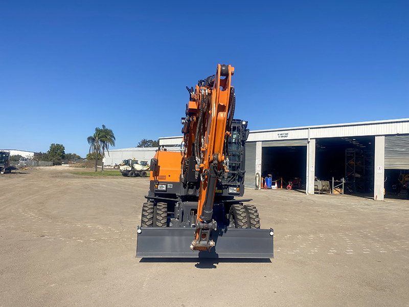 Ex-Demo Develon DX100  Rubber Tyred Excavator image 10