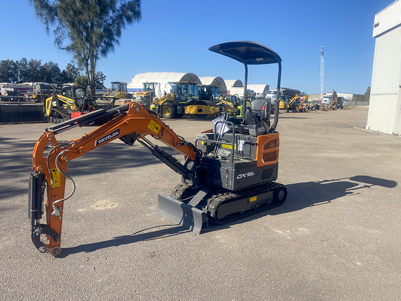 Ex-Demo Develon DX19Z Mini Excavator image 10